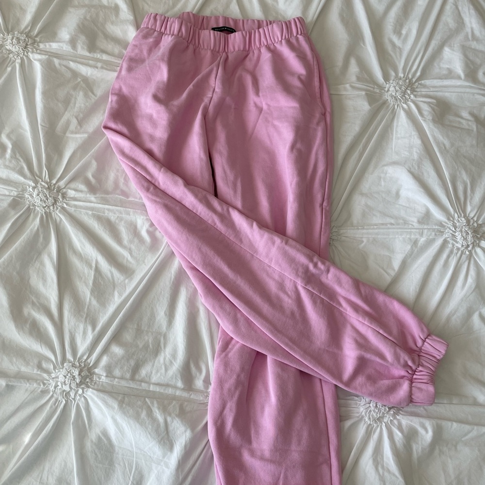 Brandy Melville pink Rosa sweatpants